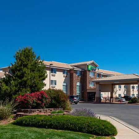 Holiday Inn Express Hotel & Suites Farmington By Ihg Exterior foto