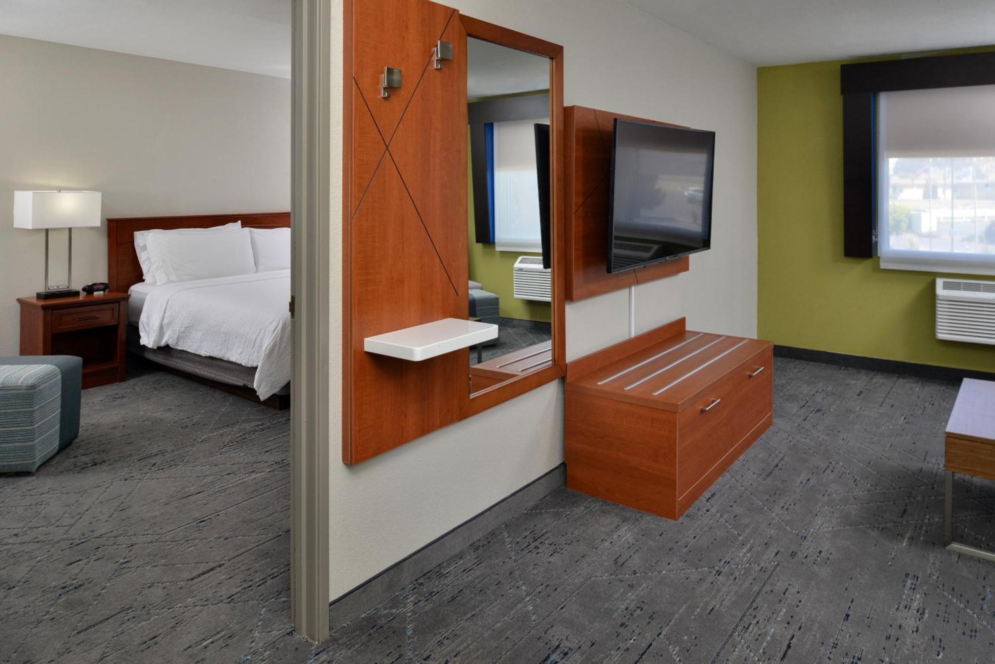 Holiday Inn Express Hotel & Suites Farmington By Ihg Exterior foto