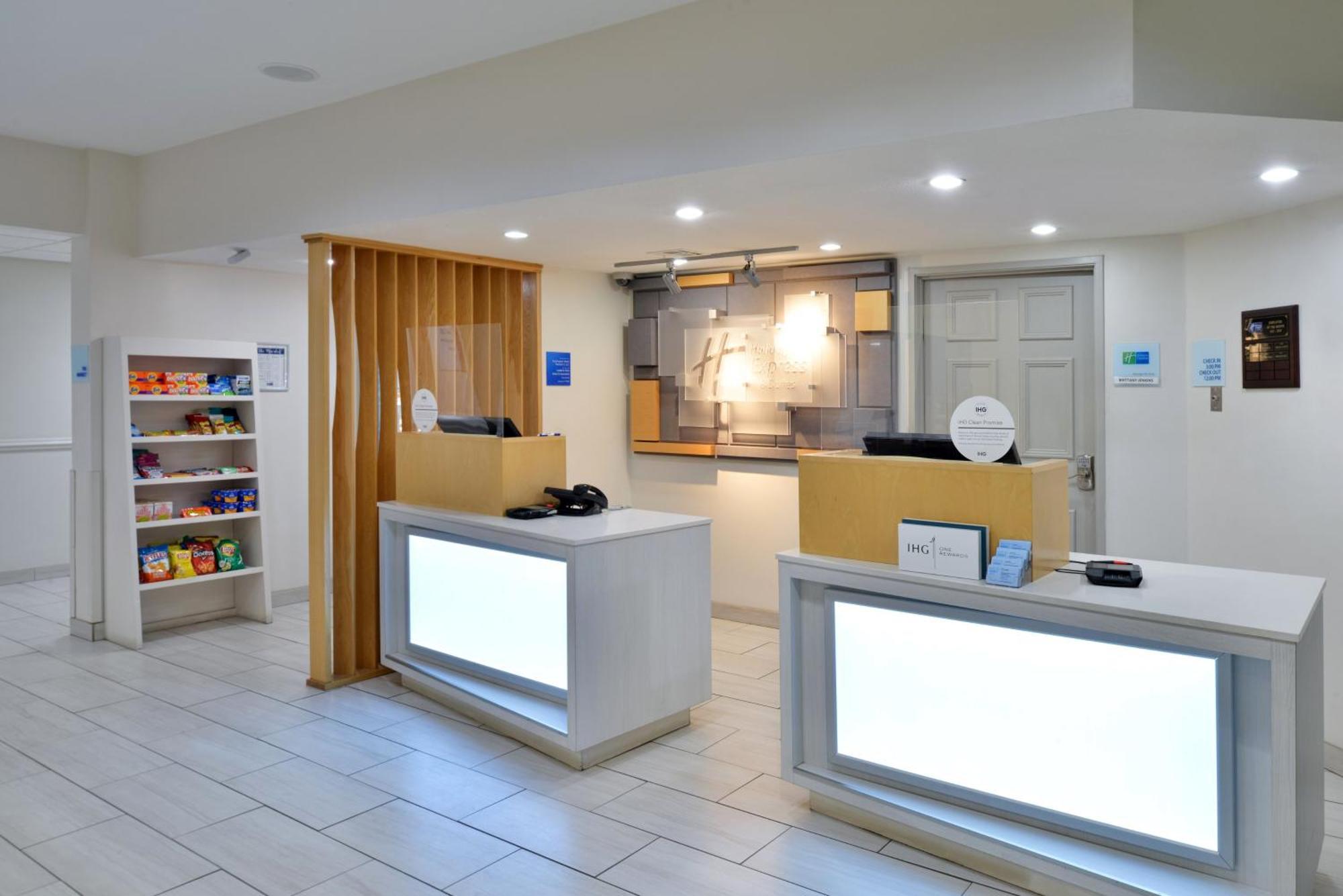 Holiday Inn Express Hotel & Suites Farmington By Ihg Exterior foto