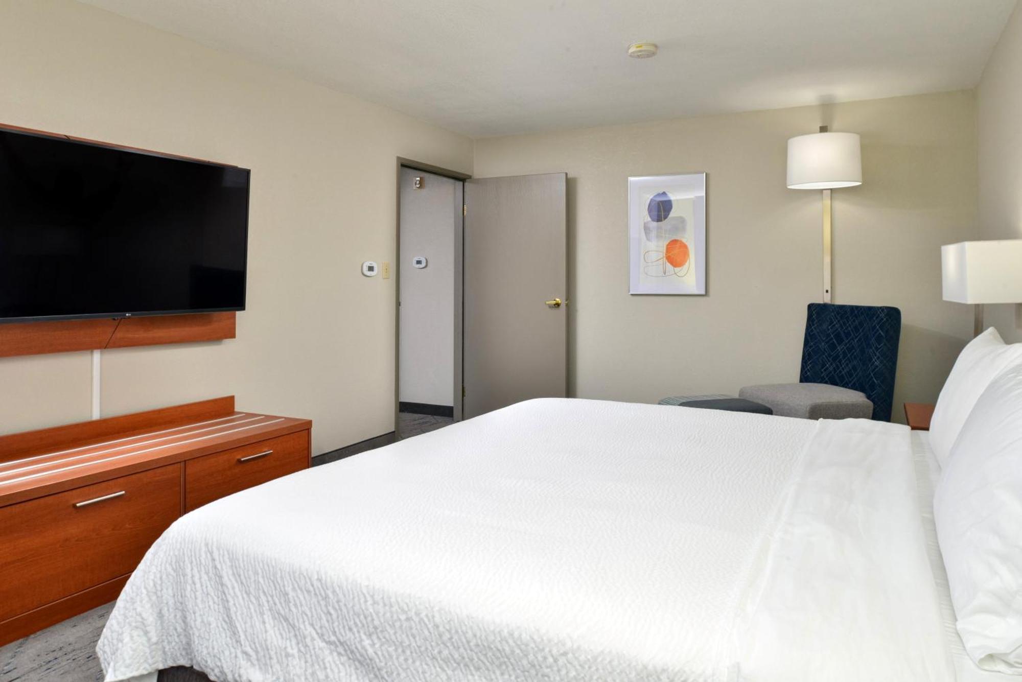 Holiday Inn Express Hotel & Suites Farmington By Ihg Exterior foto